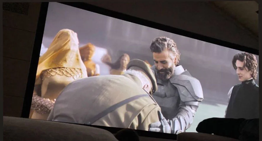 The Atreides family arrive on Arrakis. Photo of a scene from the Dune movie, during a test screening.