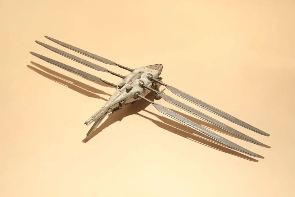Top-view of the 'Dune' Harkonnen Ornithopter Die-Cast Model, by Insight Editions and Master Replicas.